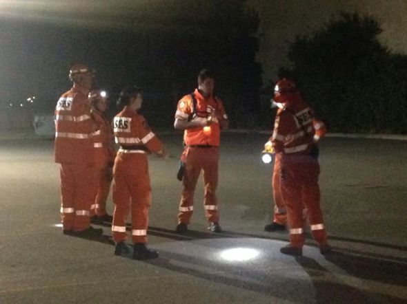 Stirling SES, prepping to search another sector. Image taken from "9 News Perth" Facebook page